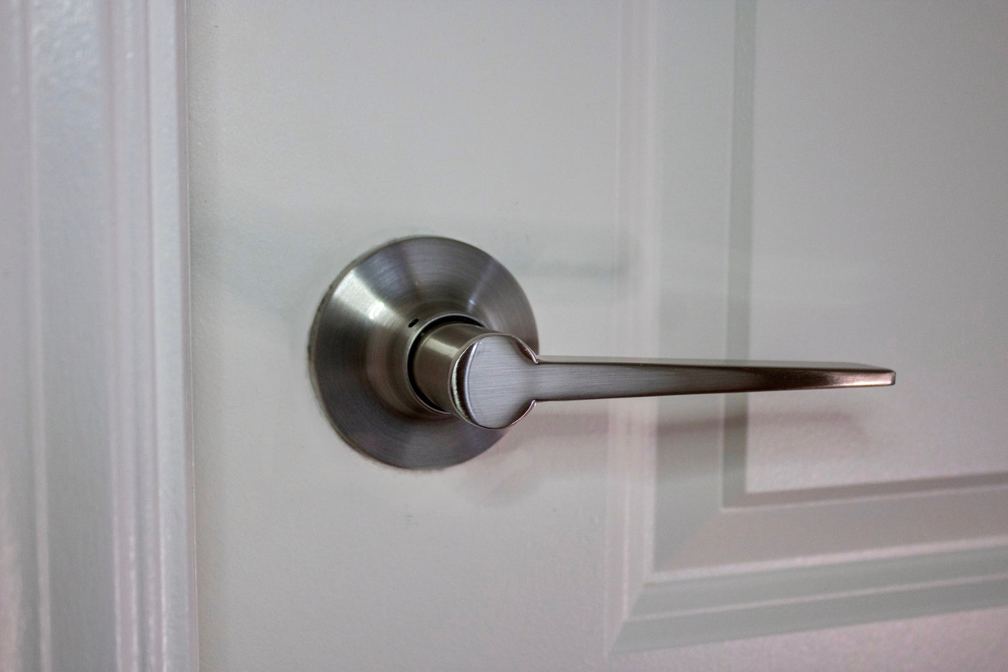 Tubular Pointed Lever Satin Nickel Lockset